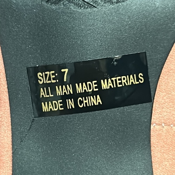 QUPID Dusty Rose, Suede, High Topline Block Point High Heels, Size 7, NWOT - Picture 8 of 10